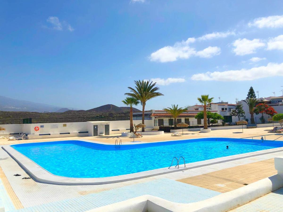 New Renovated Duplex Near The Ocean Located In Tenerife Sur 코스타델실렌시오 외부 사진